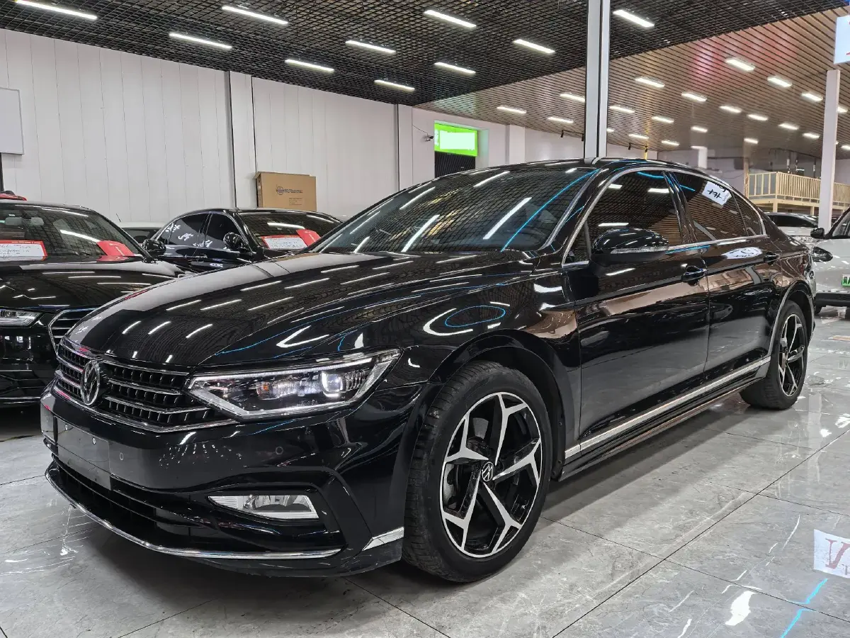 2023 Volkswagen Magotan 2.0T 186HP L4 7DCT