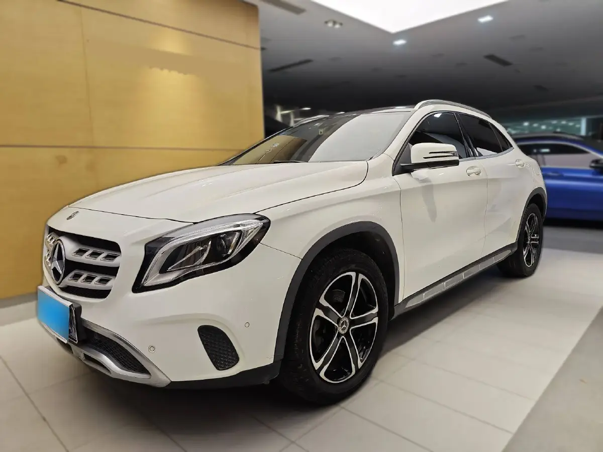 2018 Mercedes-Benz GLA Class 1.6T 156HP L4 7DCT