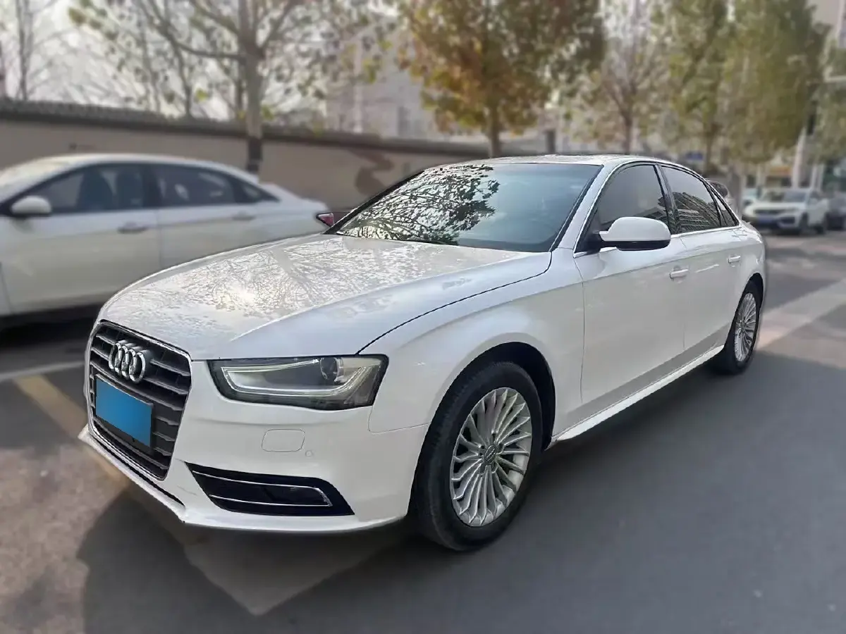 2015 Audi A4L 2.0T 180HP L4 CVT