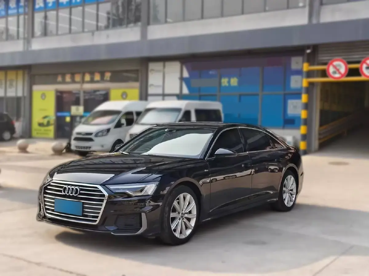 2021 Audi A6L 2.0T 224HP L4 7DCT