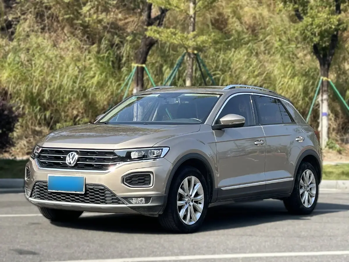 2019 Volkswagen T-Roc 1.4T 150HP L4 7DCT