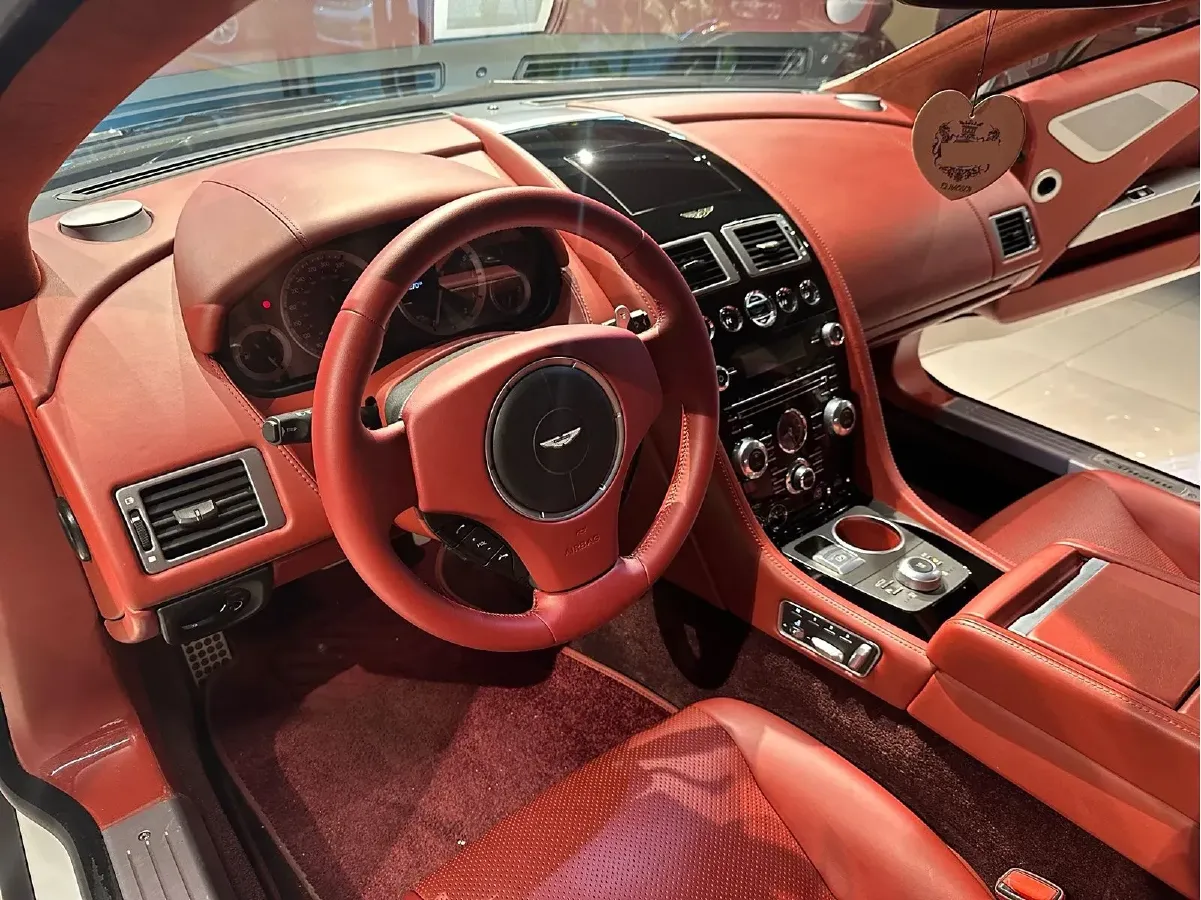 2014 Aston Martin Rapide 6.0L 558HP V12 6AT,autocango,china used car exporter,china ev exporter,chinese used car exporter,chinese used ev exporter