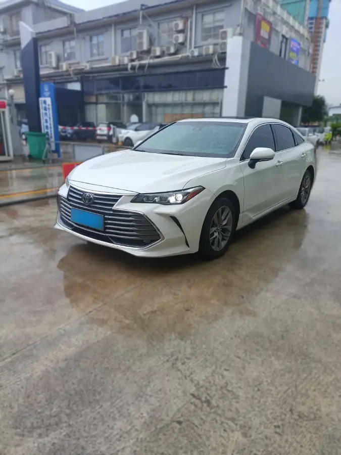 2019 Toyota Avalon 2.5L 209HP L4 8AT