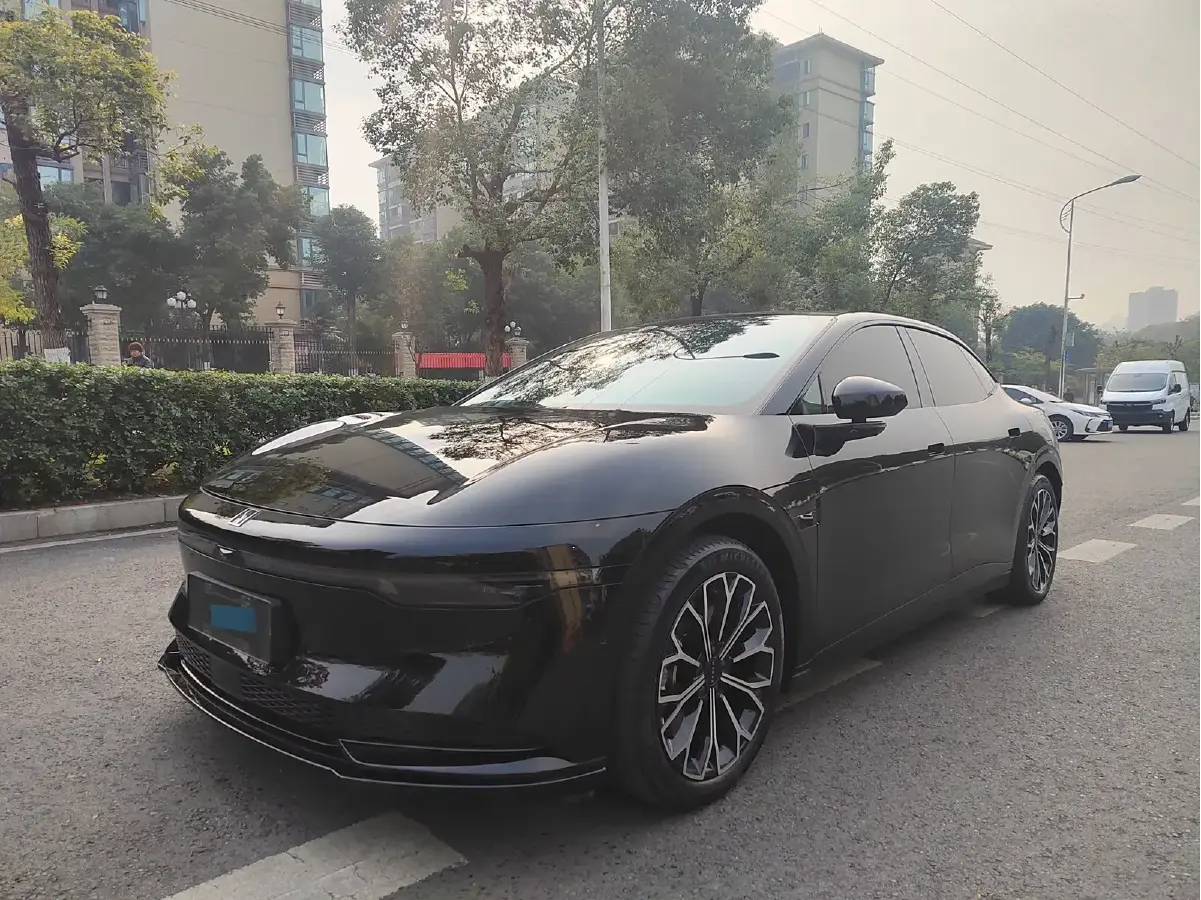 2024 Zeekr 007 BEV 75KWH