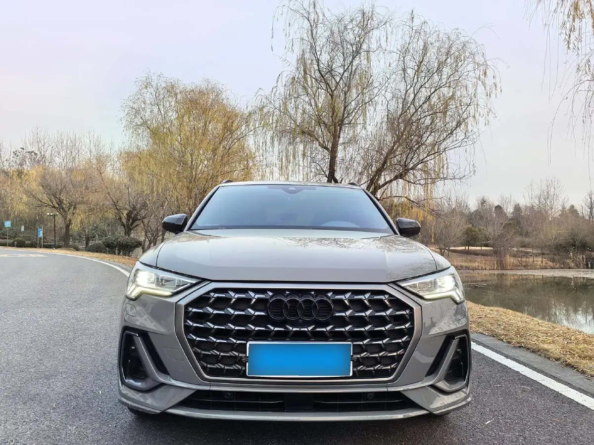2024 Audi Q3 2.0T 186HP L4 7DCT