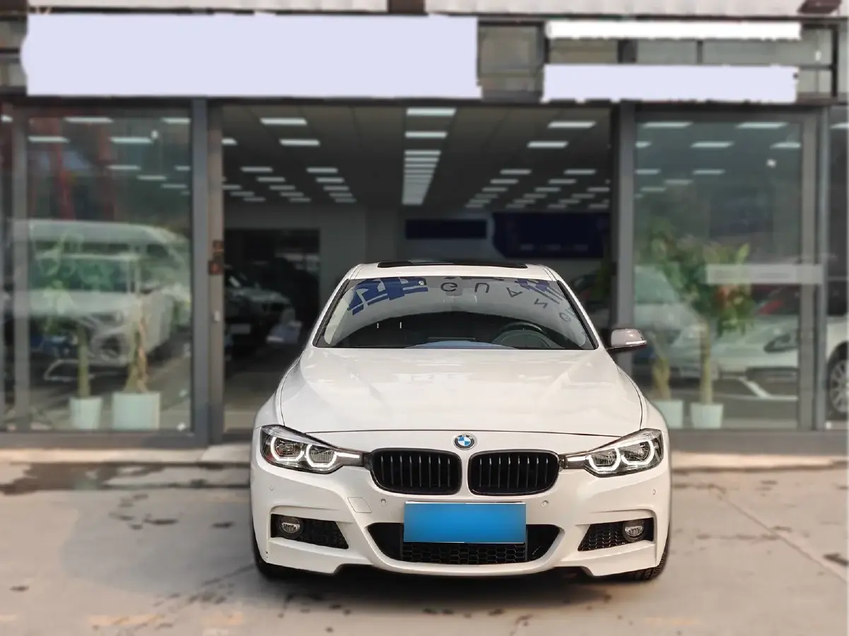 2018 BMW 3 Series 2.0T 184HP L4 8AT