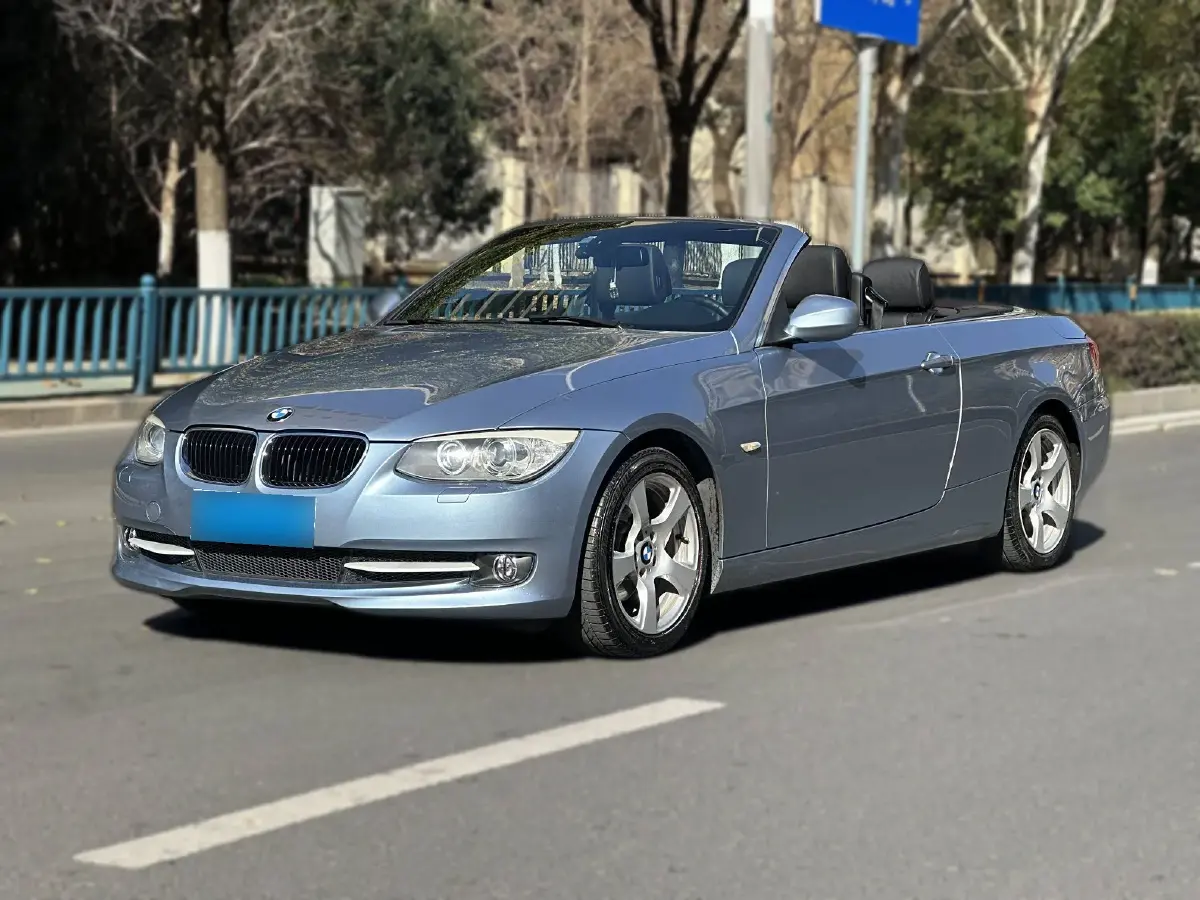 2011 BMW 3 Series 2.0L 152HP L4 6AT