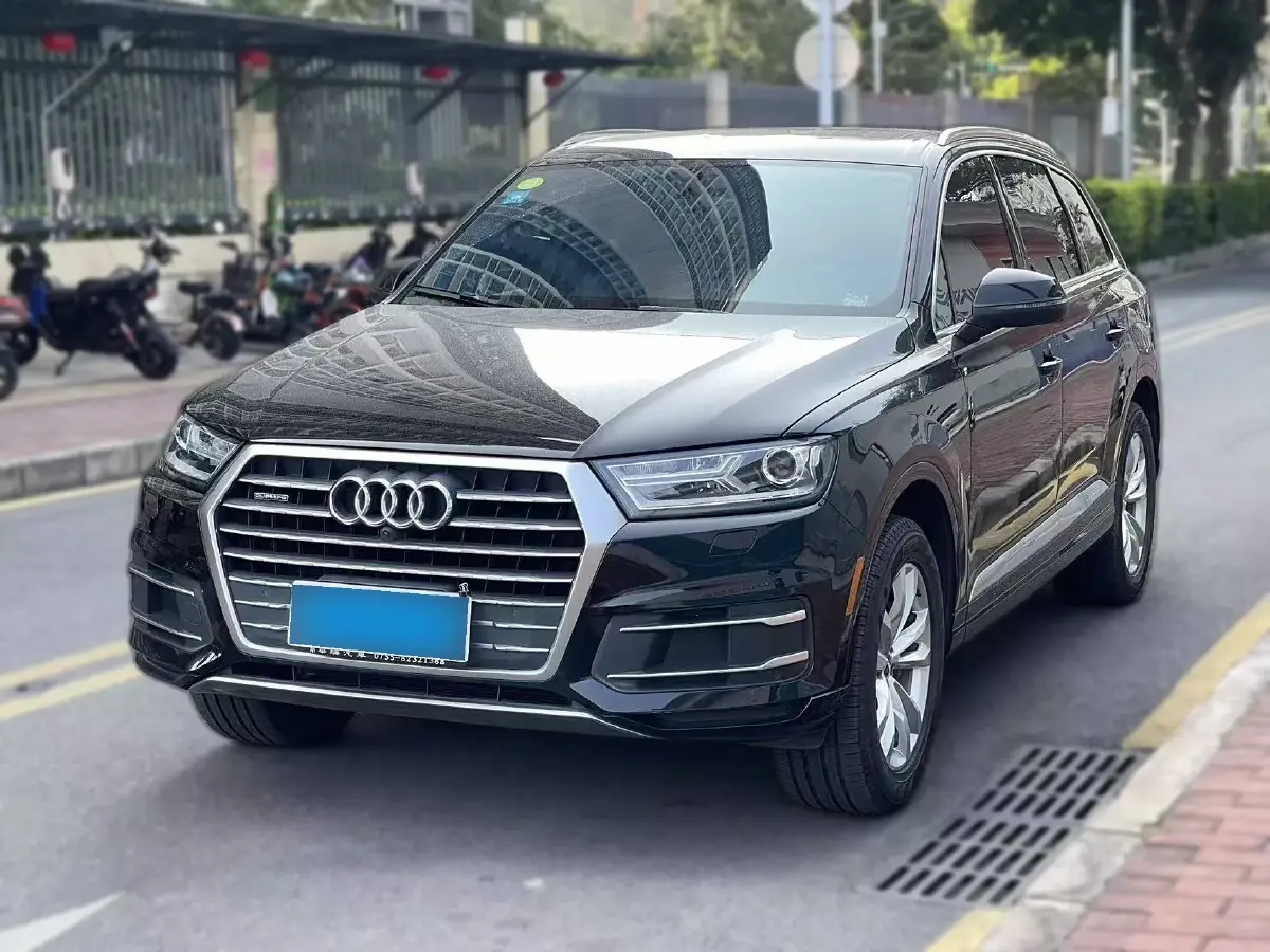 2017 Audi Q7 2.0T 252HP L4 8AT PHEV 17.3KWH