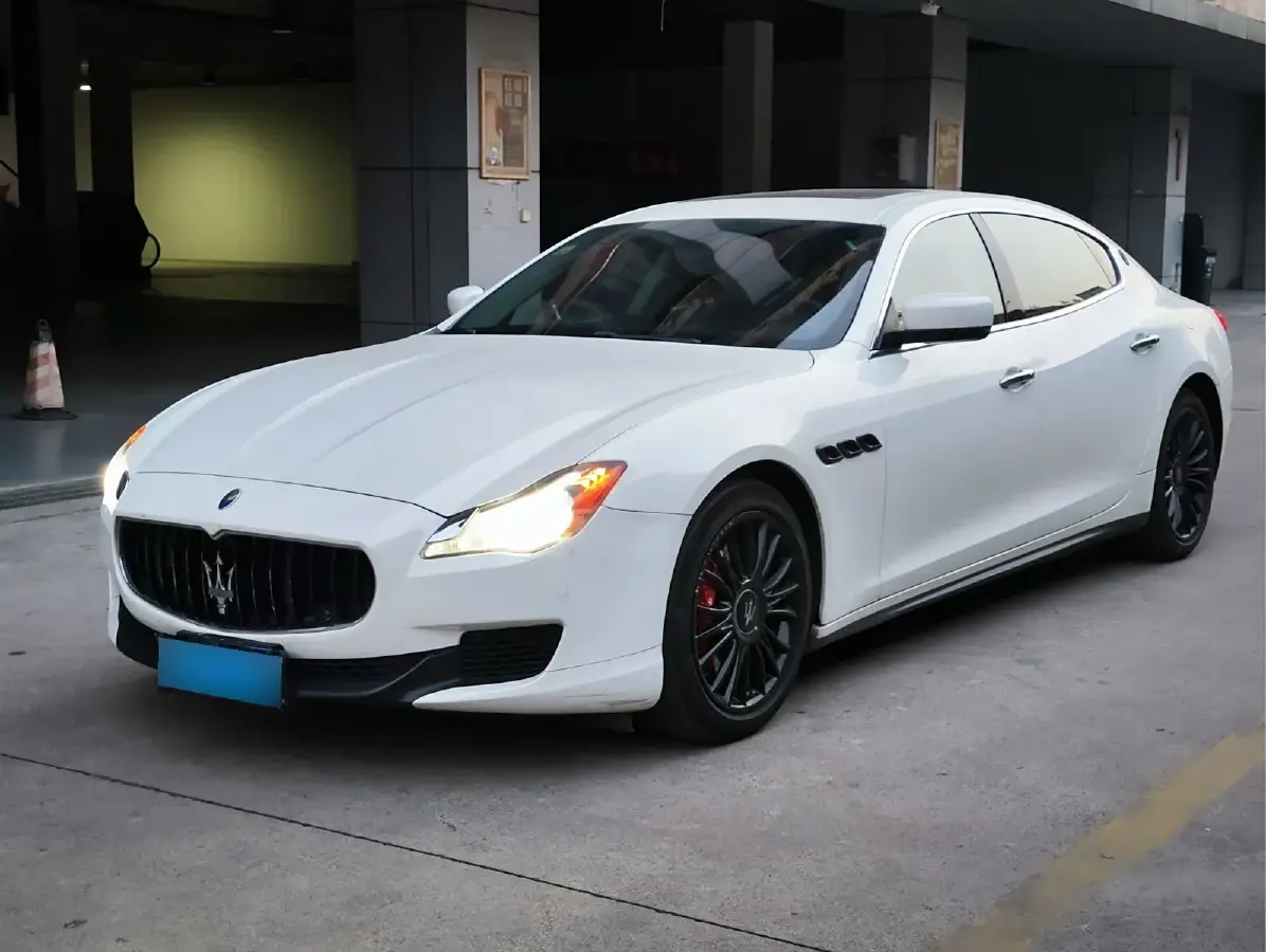 2013 Maserati Quattroporte 3.0T 330HP V6 8AT