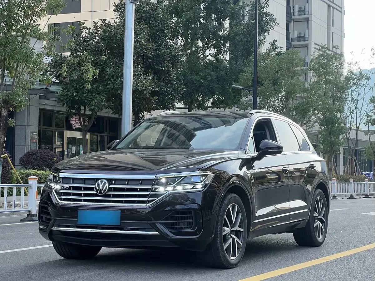 2021 Volkswagen Touareg 3.0T 340HP V6 8AT