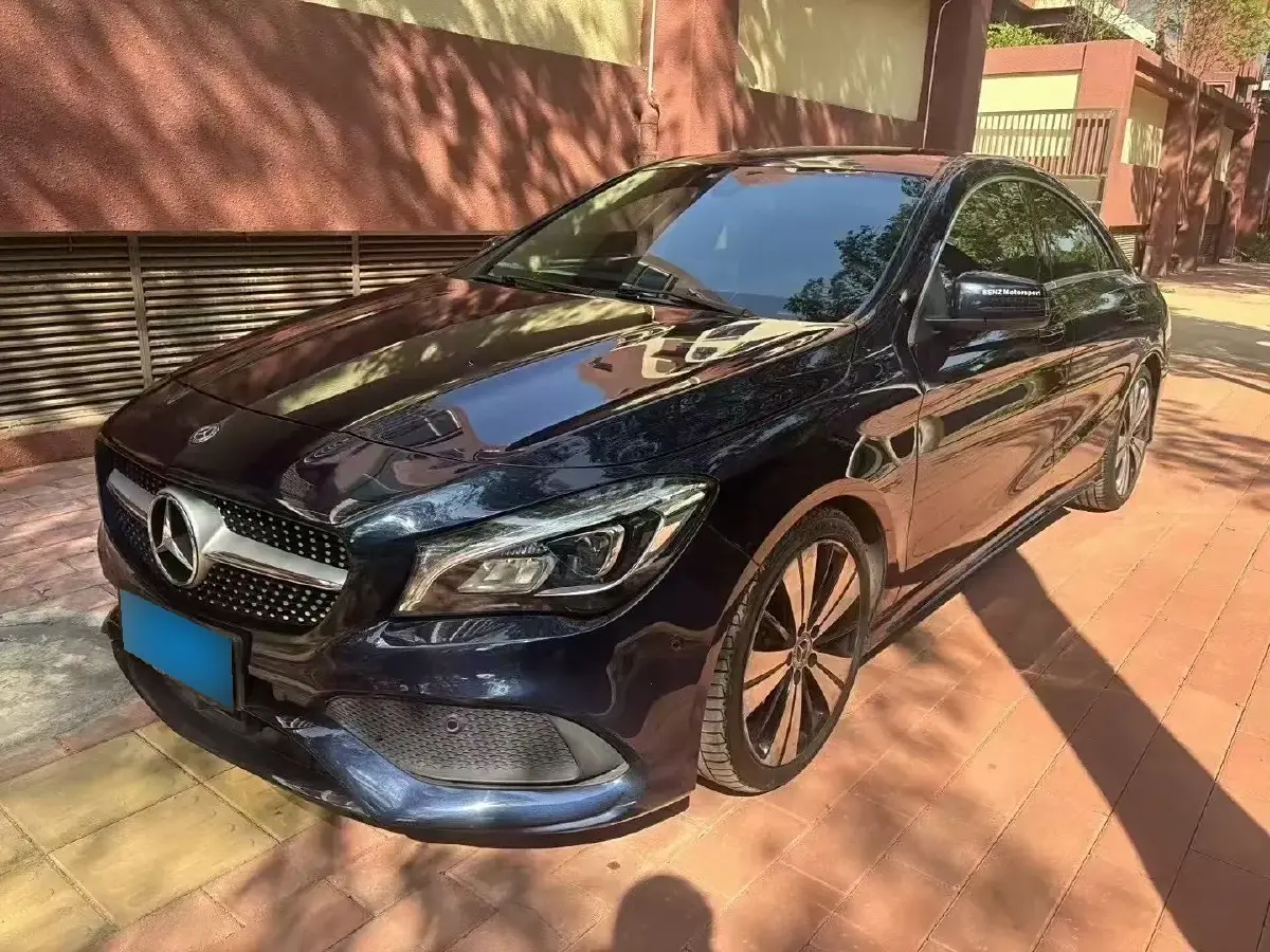 2017 Mercedes-Benz CLA Class 1.6T 156HP L4 7DCT