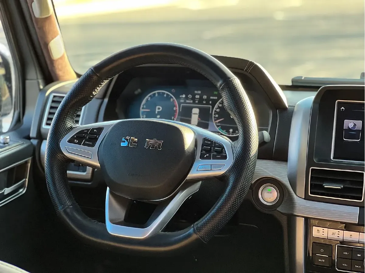 2020 BeiJing BJ80 3.0T 280HP V6 8AT,autocango,china used car exporter,china ev exporter,chinese used car exporter,chinese used ev exporter