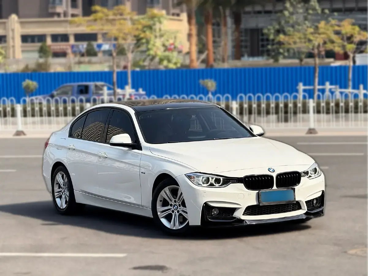 2013 BMW 3 Series 2.0T 245HP L4 8AT
