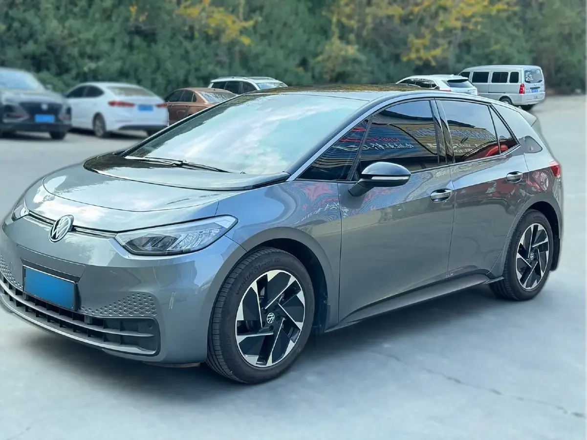 2024 Volkswagen ID.3 BEV 52.8KWH