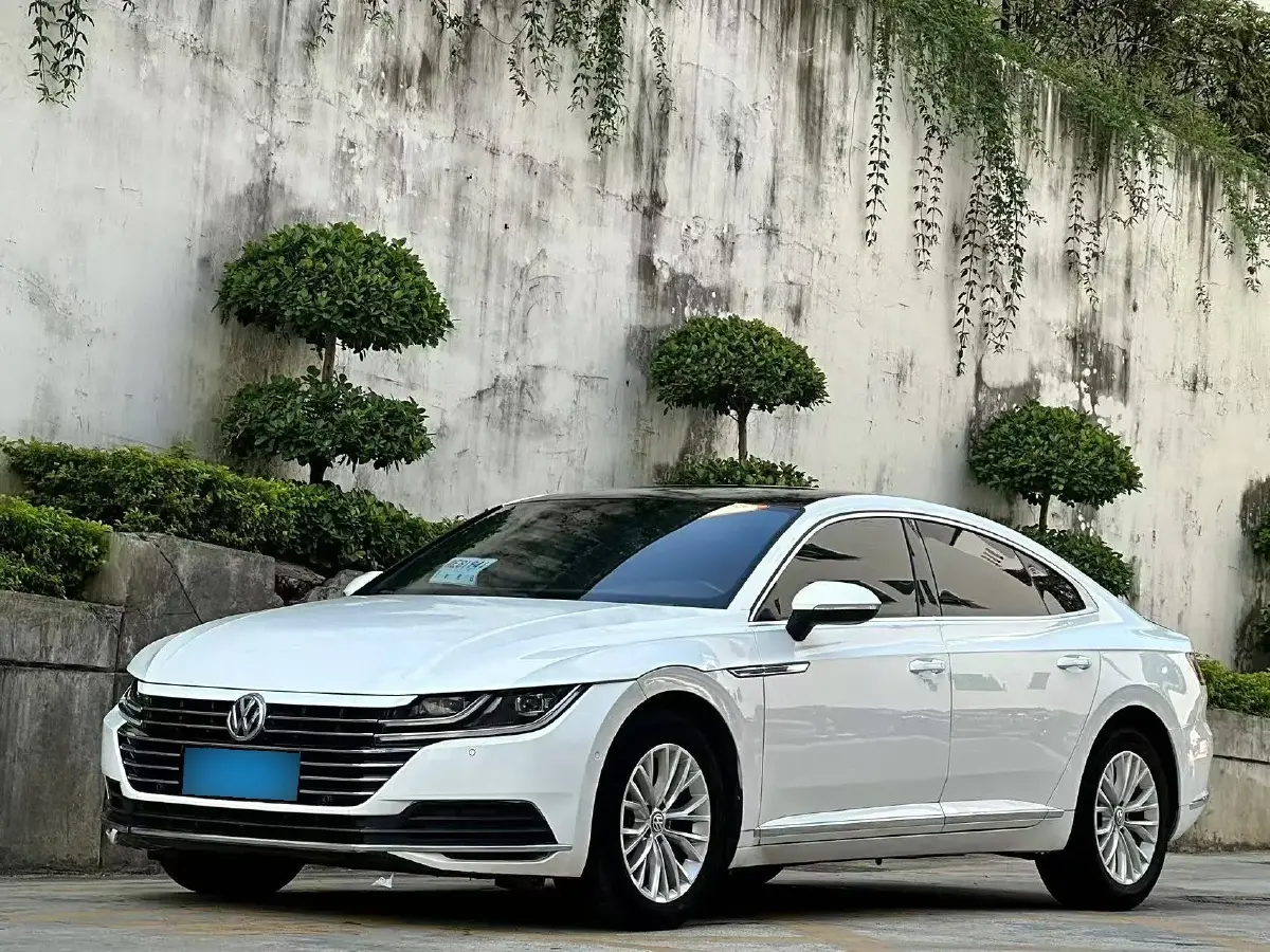 2019 Volkswagen CC 2.0T 186HP L4 7DCT