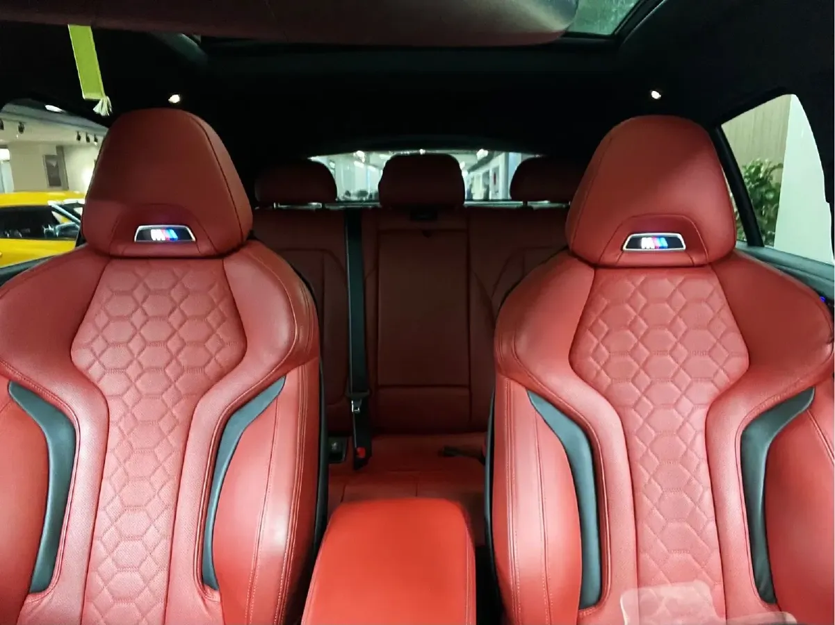 2022 BMW X4 M 3.0T 510HP L6 8AT,autocango,china used car exporter,china ev exporter,chinese used car exporter,chinese used ev exporter