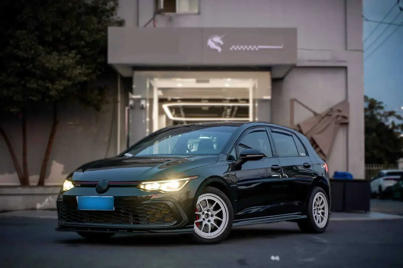 2021 Volkswagen GolfGTI 2.0T 220HP L4 7DCT