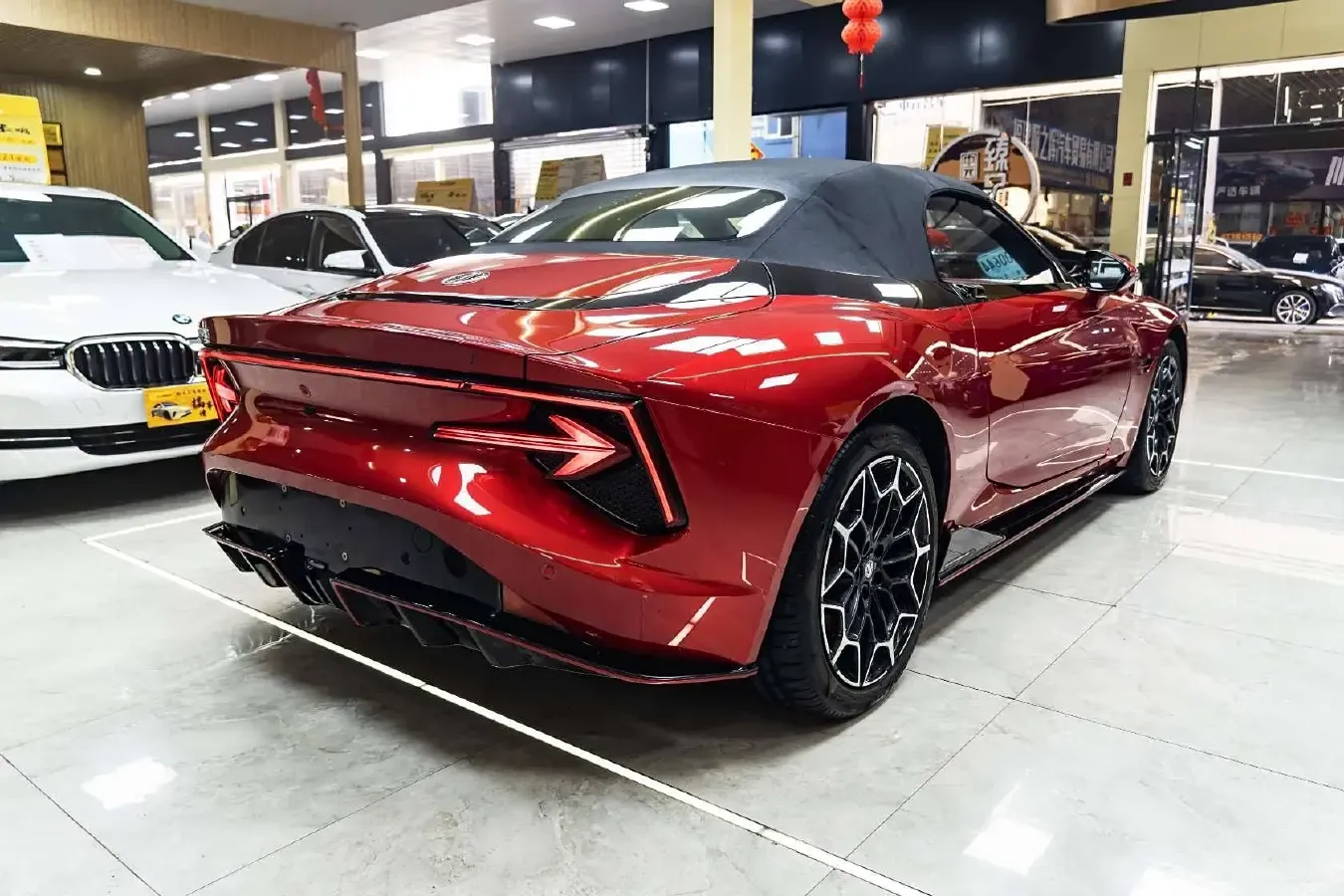 2024 MG Cyberster BEV 64KWH,autocango,china used car exporter,china ev exporter,chinese used car exporter,chinese used ev exporter