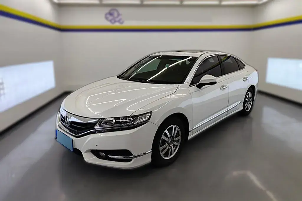 2017 Honda Spirior 2.0L 155HP L4 CVT