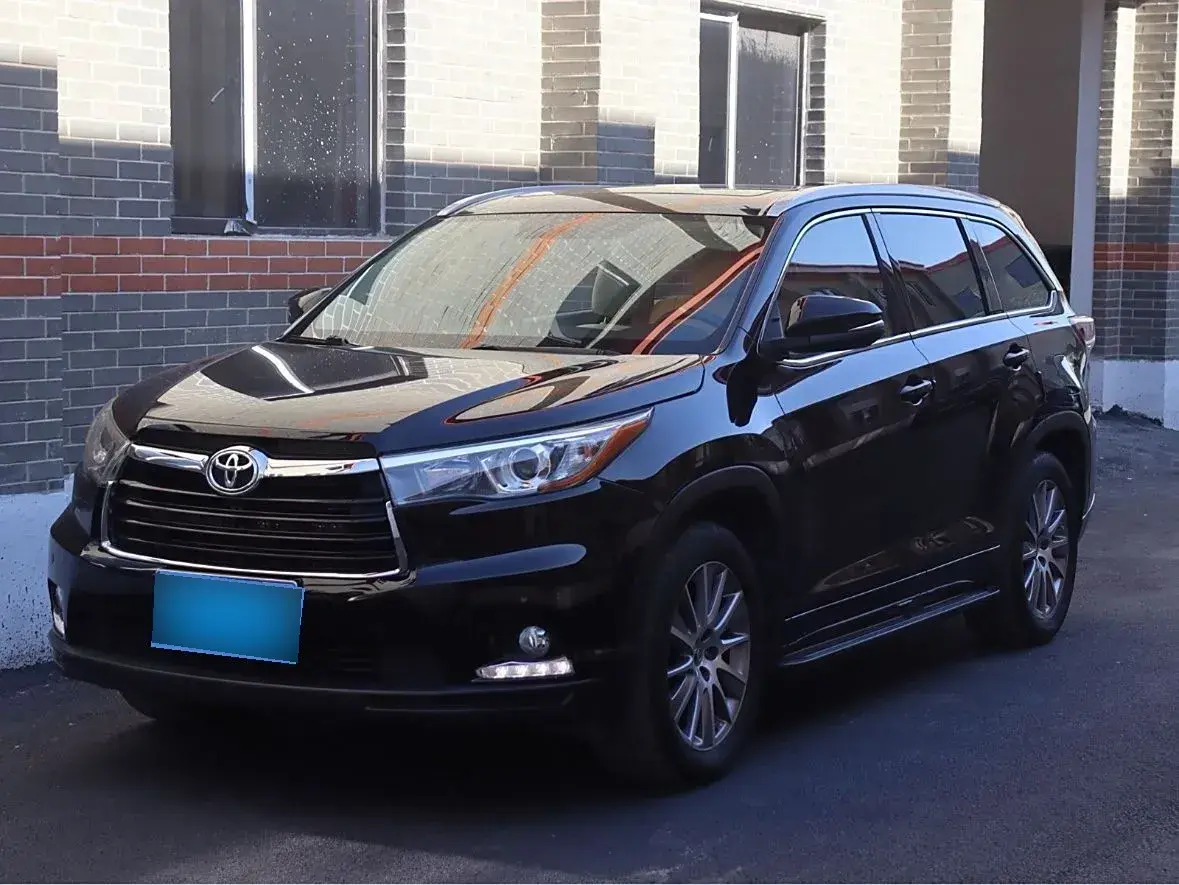 2015 Toyota Highlander 3.5L 273HP V6 6AT