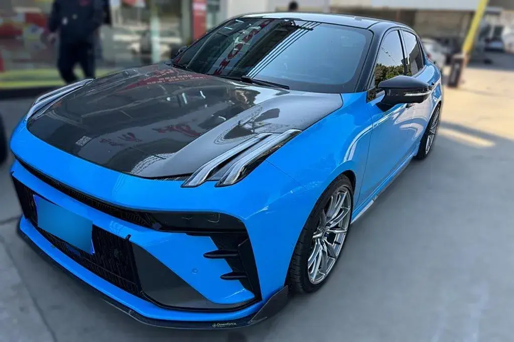 2023 LYNK&CO 03 2.0T 265HP L4 8AT