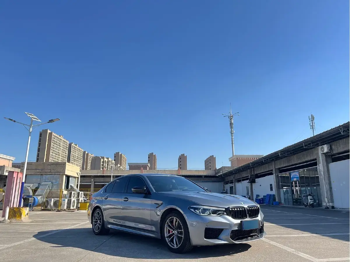 2018 BMW 5 Series 2.0T 184HP L4 8AT