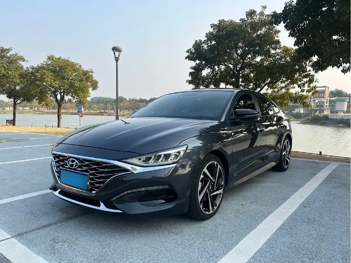2019 Hyundai La Festa 1.6T 204HP L4 7DCT
