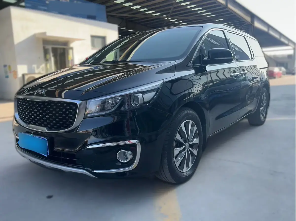2015 Kia Carnival 2.2T 200HP L4 6AT