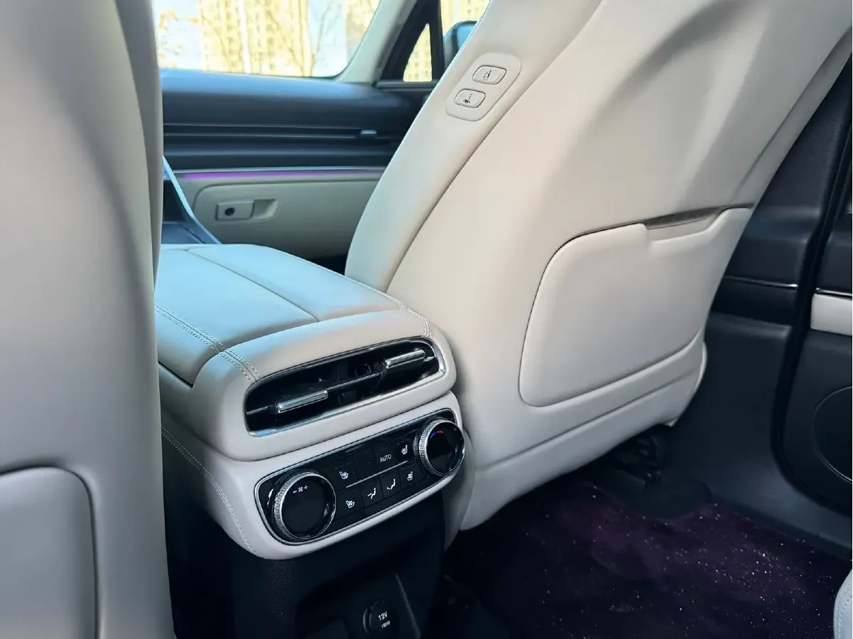 2021 Genesis GV80 2.5T 304HP L4 8AT,autocango,china used car exporter,china ev exporter,chinese used car exporter,chinese used ev exporter