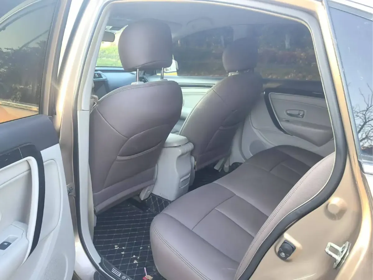 2016 DongFeng Aeolus A60 1.6L 117HP L4 4AT,autocango,china used car exporter,china ev exporter,chinese used car exporter,chinese used ev exporter