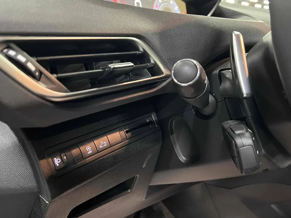 2023 Peugeot 4008 1.6T 170HP L4 8AT,autocango,china used car exporter,china ev exporter,chinese used car exporter,chinese used ev exporter