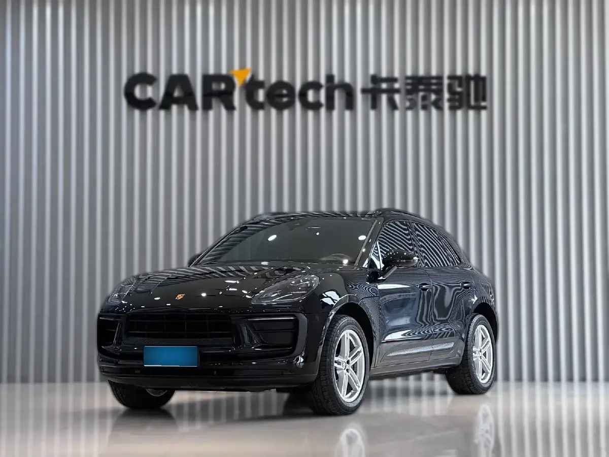 2022 Porsche Macan 2.0T 265HP L4 7DCT