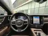 2022 Volvo V90 2.0T 250HP L4 8AT