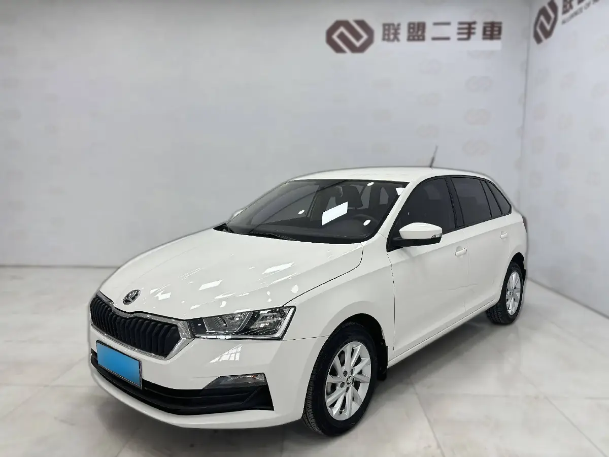 2020 Skoda Rapid Spaceback 1.5L 112HP L4 6AT