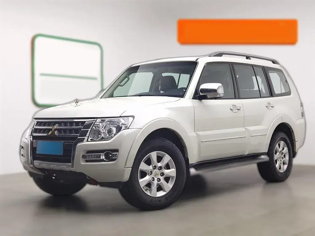 2020 Mitsubishi Pajero 3.0L 174HP V6 5AT