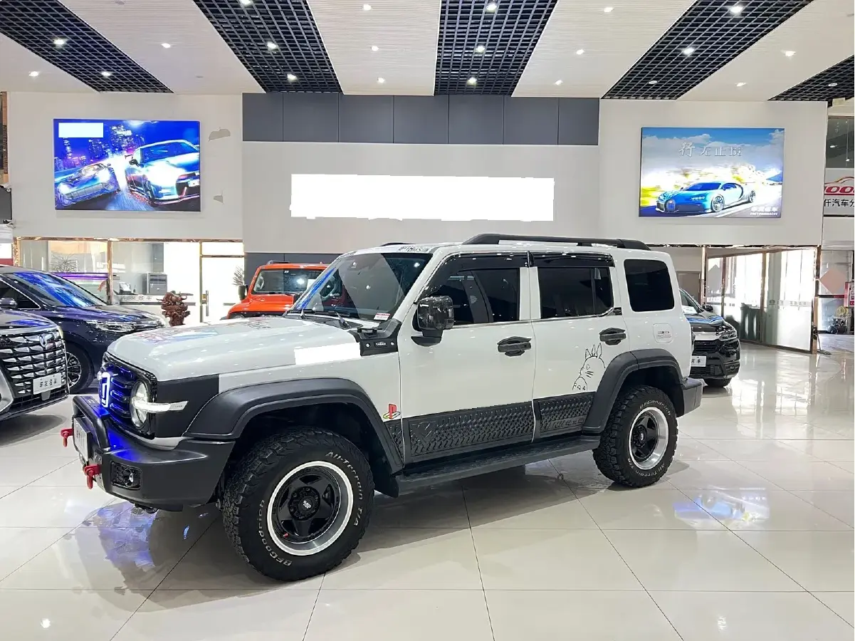 2021 Tank 300 2.0T 227HP L4 8AT