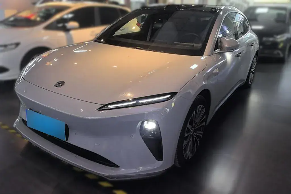 2024 NIO ET5T BEV 75KWH