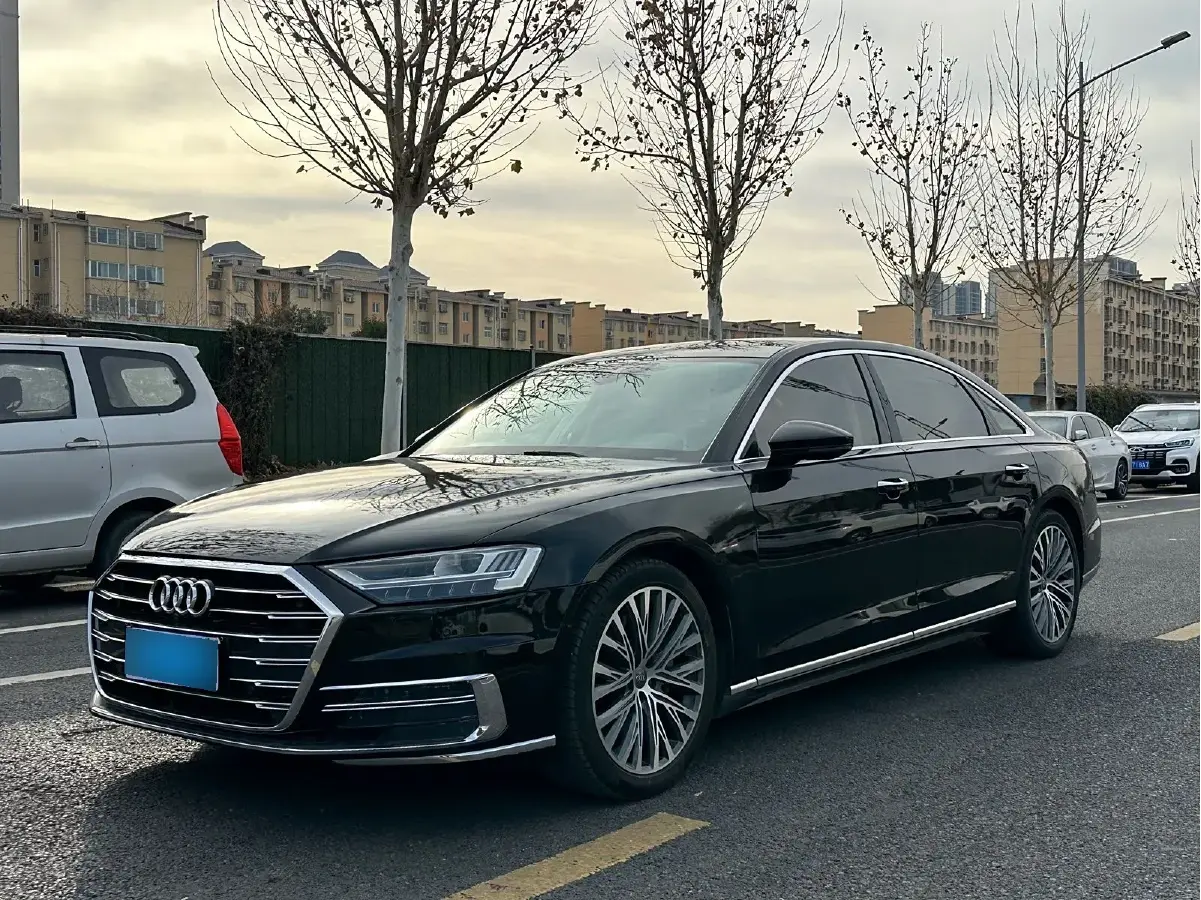 2019 Audi A8 3.0T 340HP V6 8AT