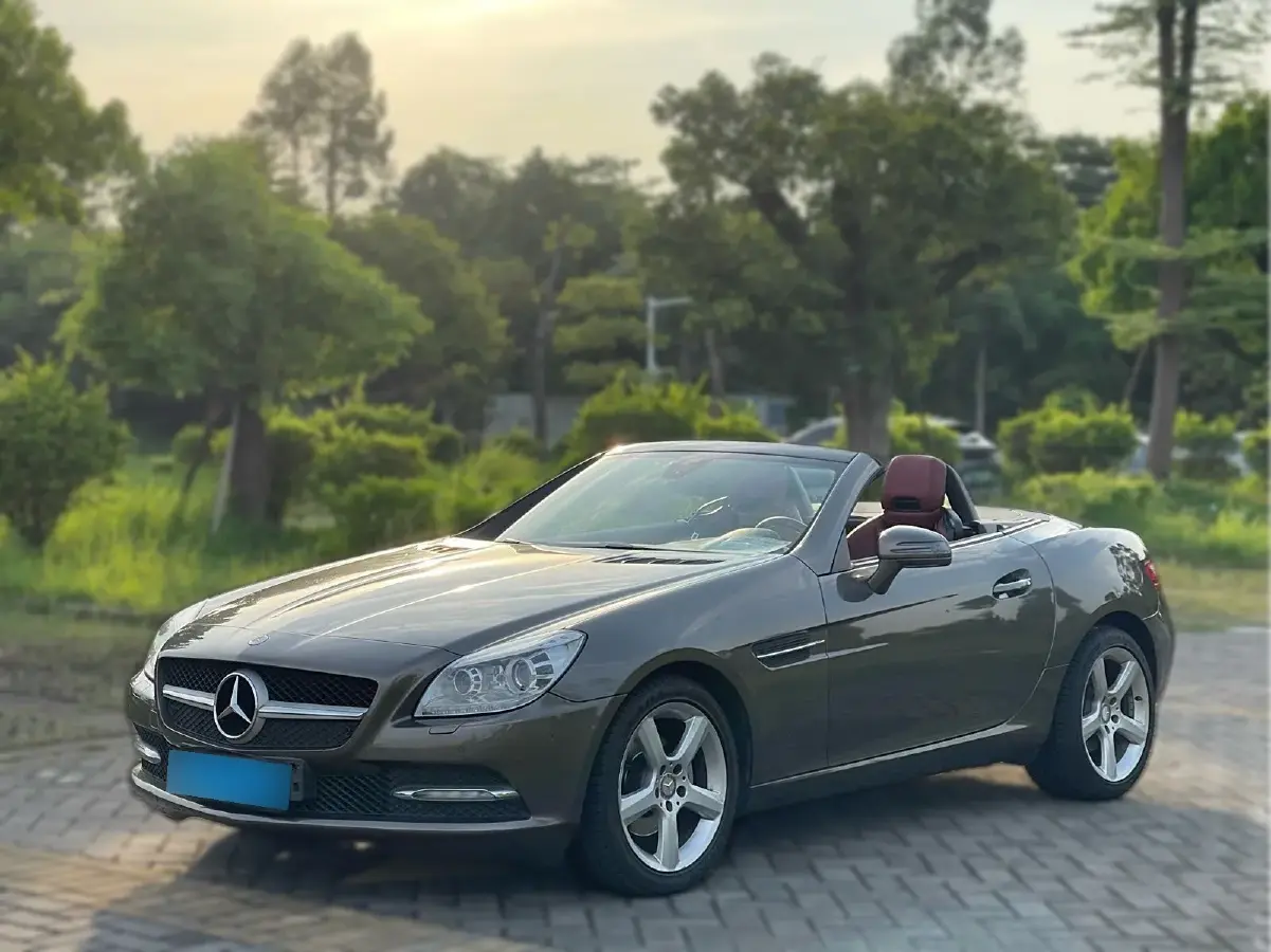 2011 Mercedes-Benz SLK Class 1.8T 184HP L4 7AT