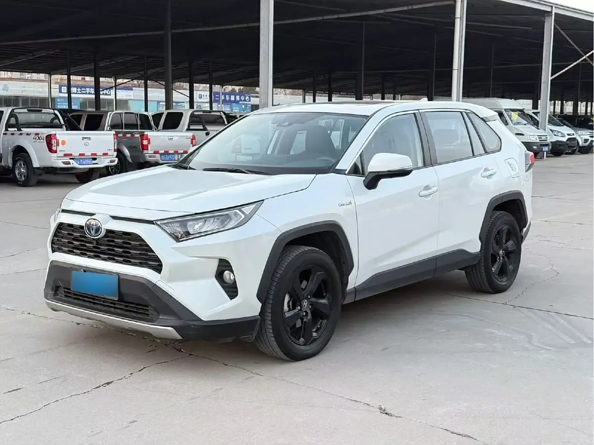2021 Toyota RAV4 2.5L 178HP L4 E-CVT Hybrid
