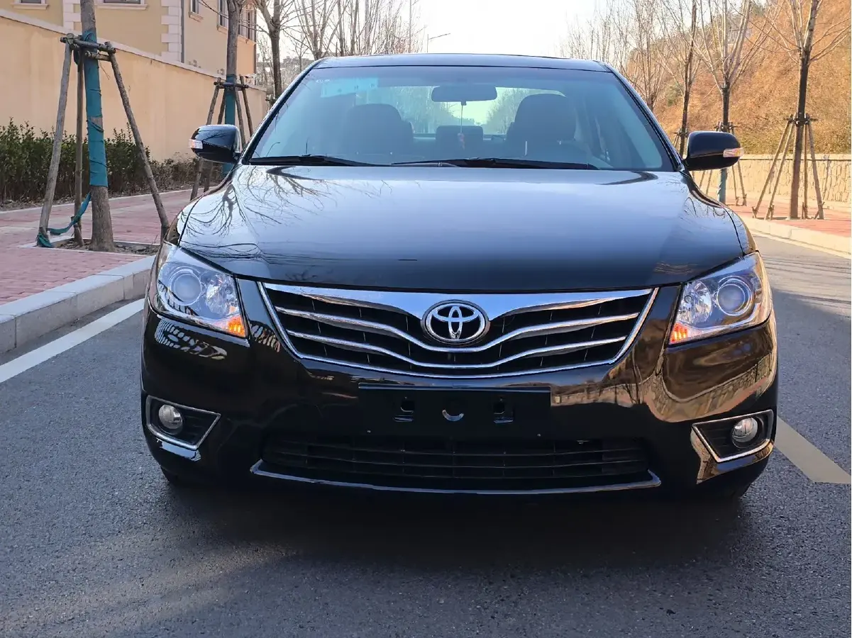 2013 Toyota Camry 2.0L 147HP L4 4AT