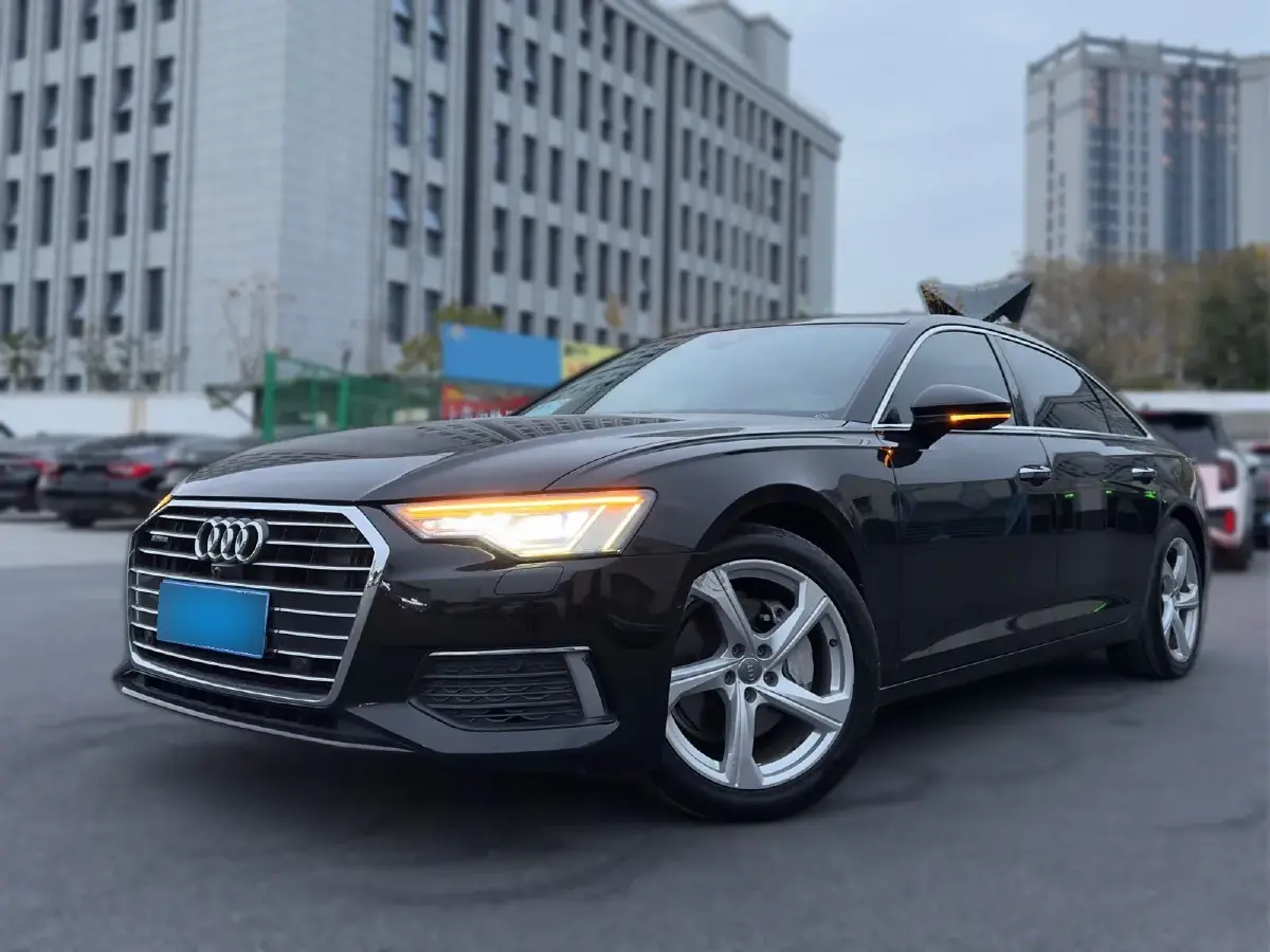 2021 Audi A6L 2.0T 224HP L4 7DCT