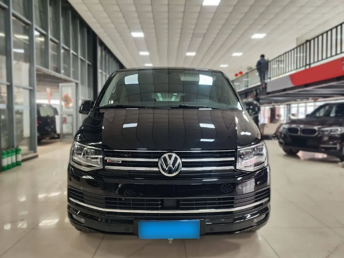 2018 Volkswagen Multivan 2.0T 204HP L4 7DCT