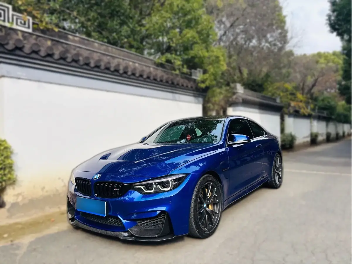 2018 BMW M4 3.0T 460HP L6 7DCT