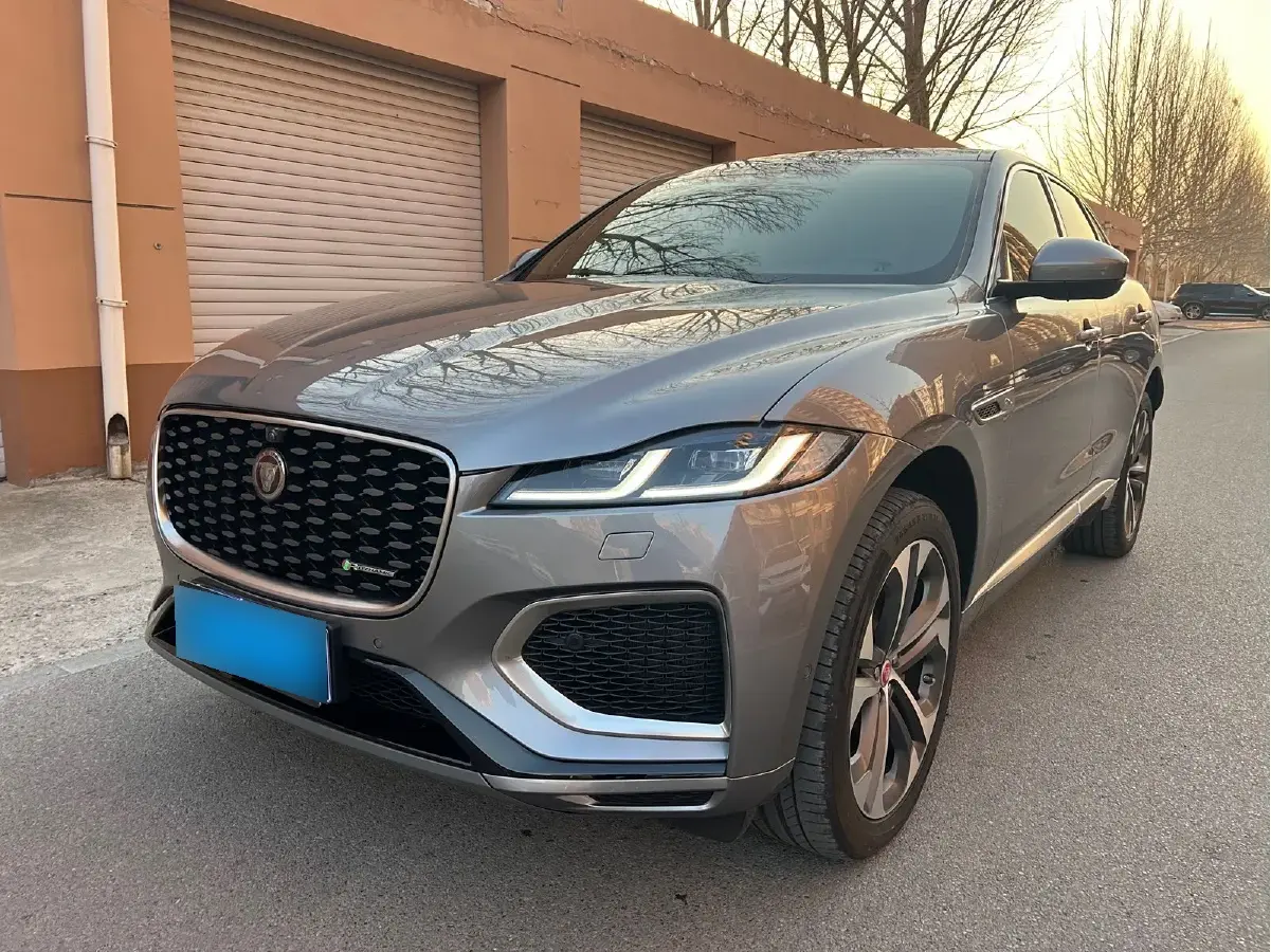 2021 Jaguar F-PACE 3.0T 340HP L6 8AT
