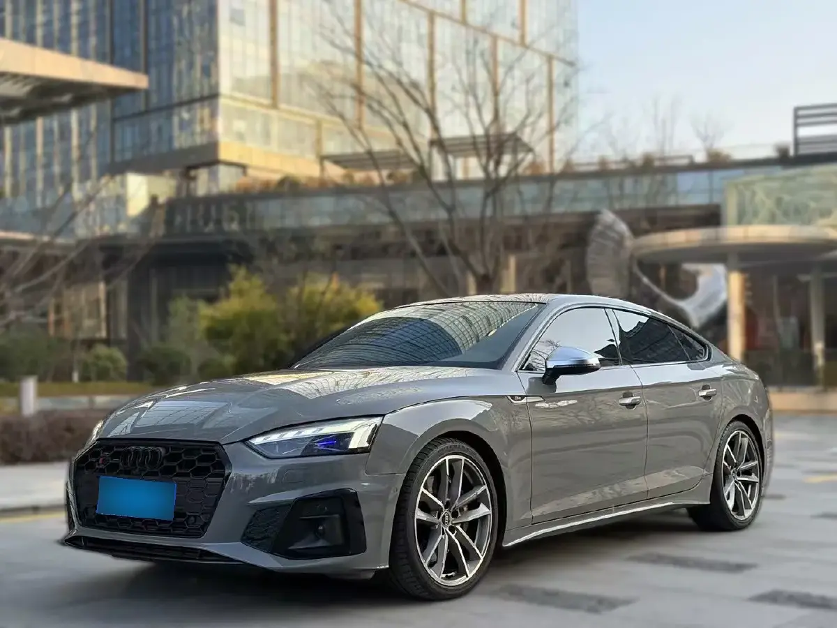 2022 Audi S5 3.0T 354HP V6 8AT