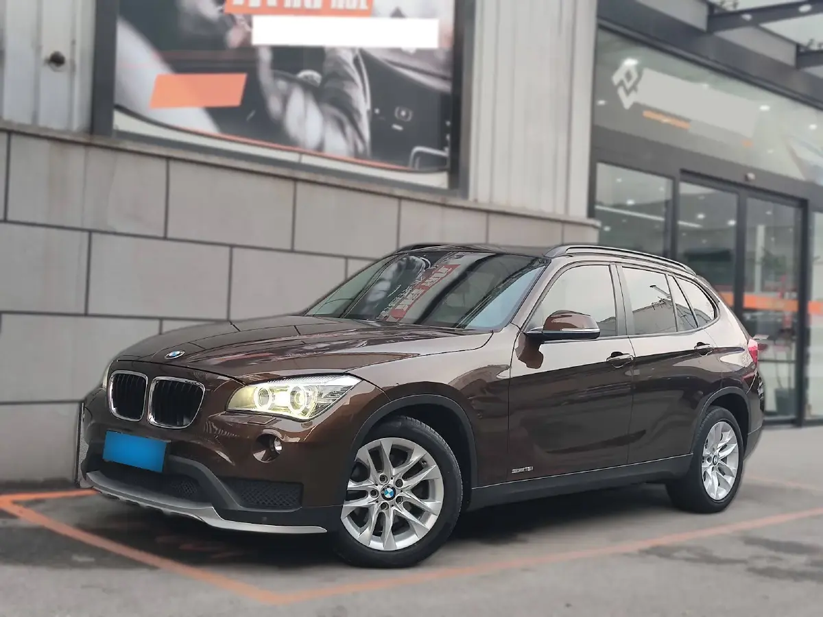 2014 BMW X1 2.0T 156HP L4 8AT