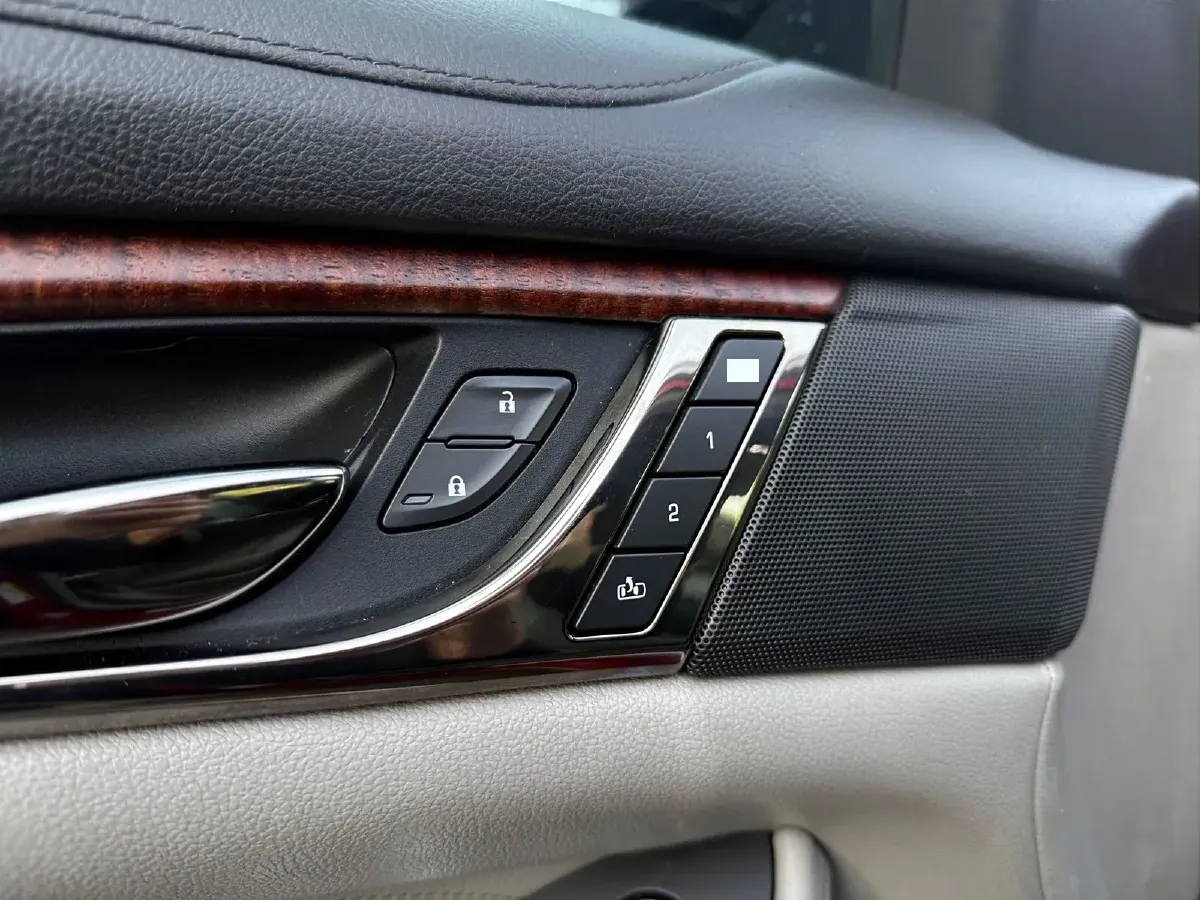 2014 Cadillac CTS 2.0T 276HP L4 6AT,autocango,china used car exporter,china ev exporter,chinese used car exporter,chinese used ev exporter