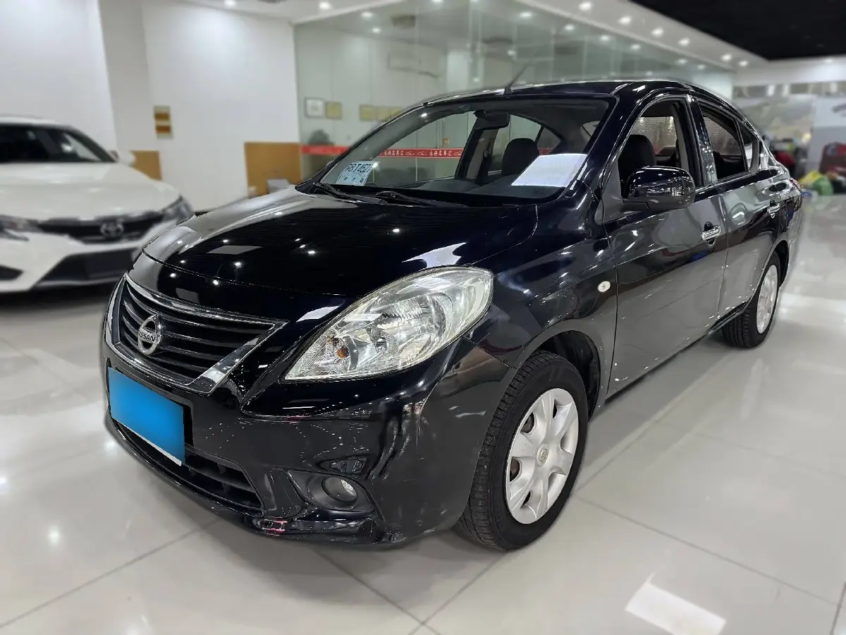 2014 Nissan Sunny 1.5L 112HP L4 5MT