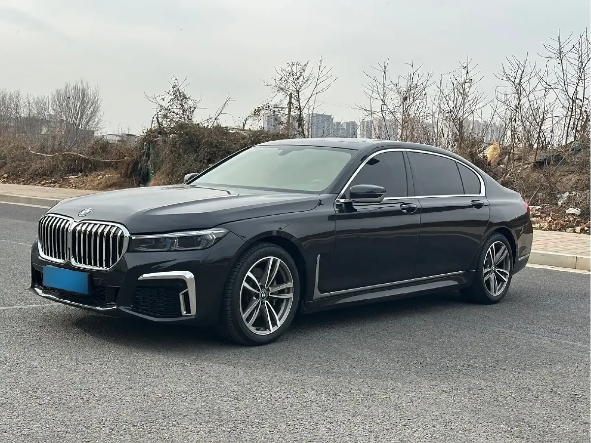 2018 BMW 7 Series 2.0T 258HP L4 8AT